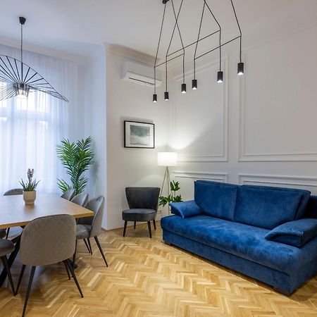 Luxurious Central 4Bedrm 3Bathrm Residence W/ Balcony 布达佩斯 外观 照片