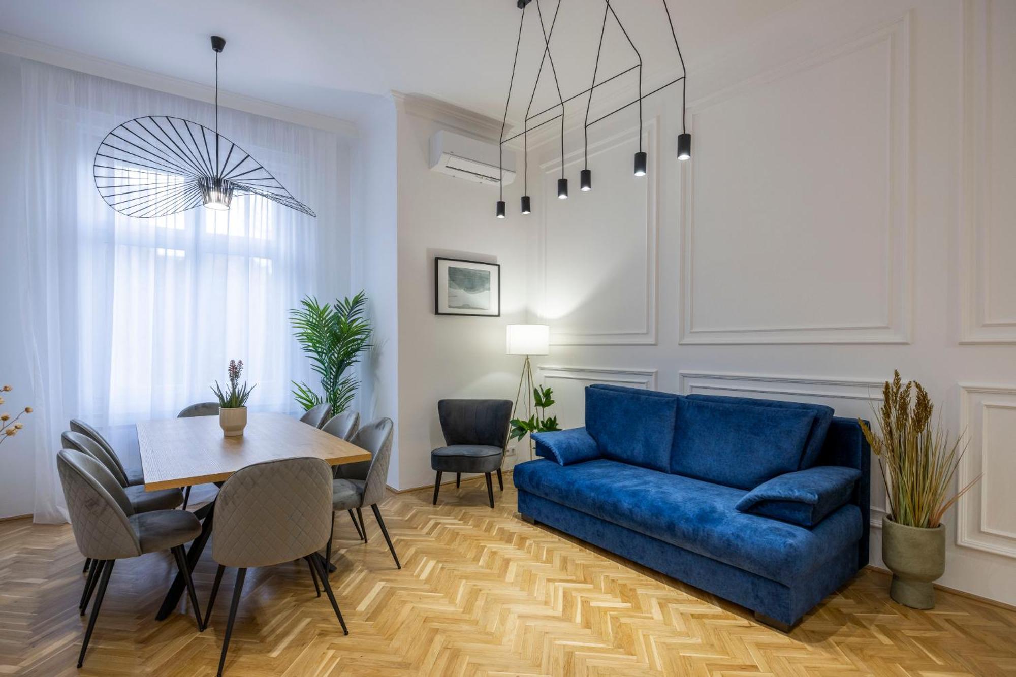 Luxurious Central 4Bedrm 3Bathrm Residence W/ Balcony 布达佩斯 外观 照片
