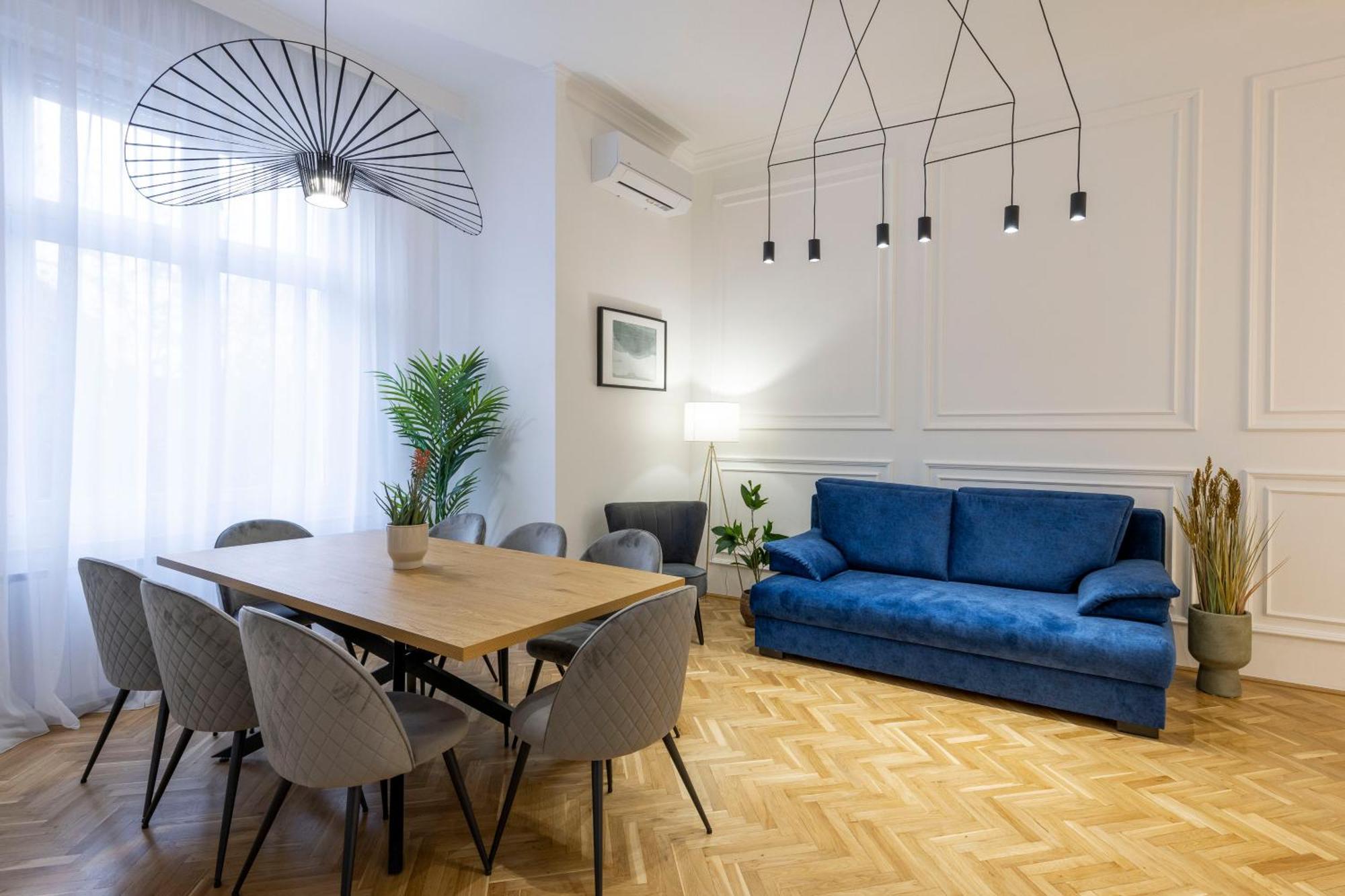 Luxurious Central 4Bedrm 3Bathrm Residence W/ Balcony 布达佩斯 外观 照片